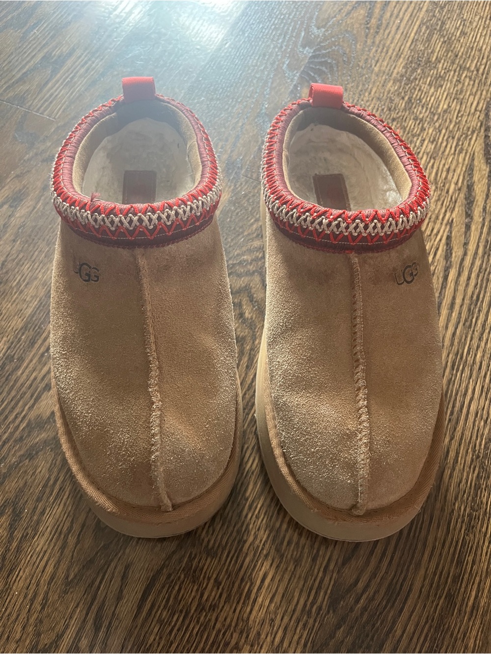 UGG Tazz II Chestnut size 8 good condition